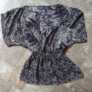 Miley Cyrus & Max Azria short sleeve blouse